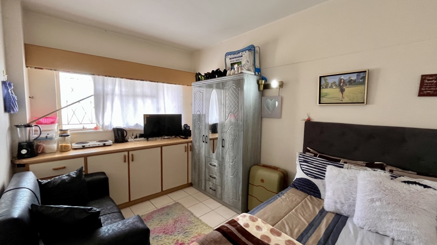 2 Bedroom Property for Sale in Port Elizabeth Central Eastern Cape